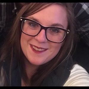 Meet your Posher, Meaghan